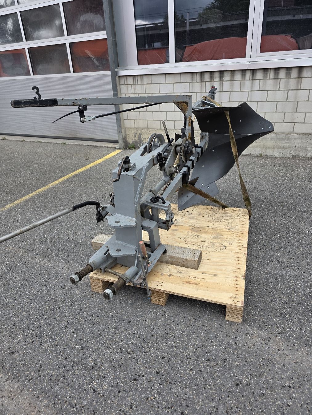 Pflüge: Anbau Pflug für Oldtimertraktor – Gebraucht aus Baar von alf_682d 2