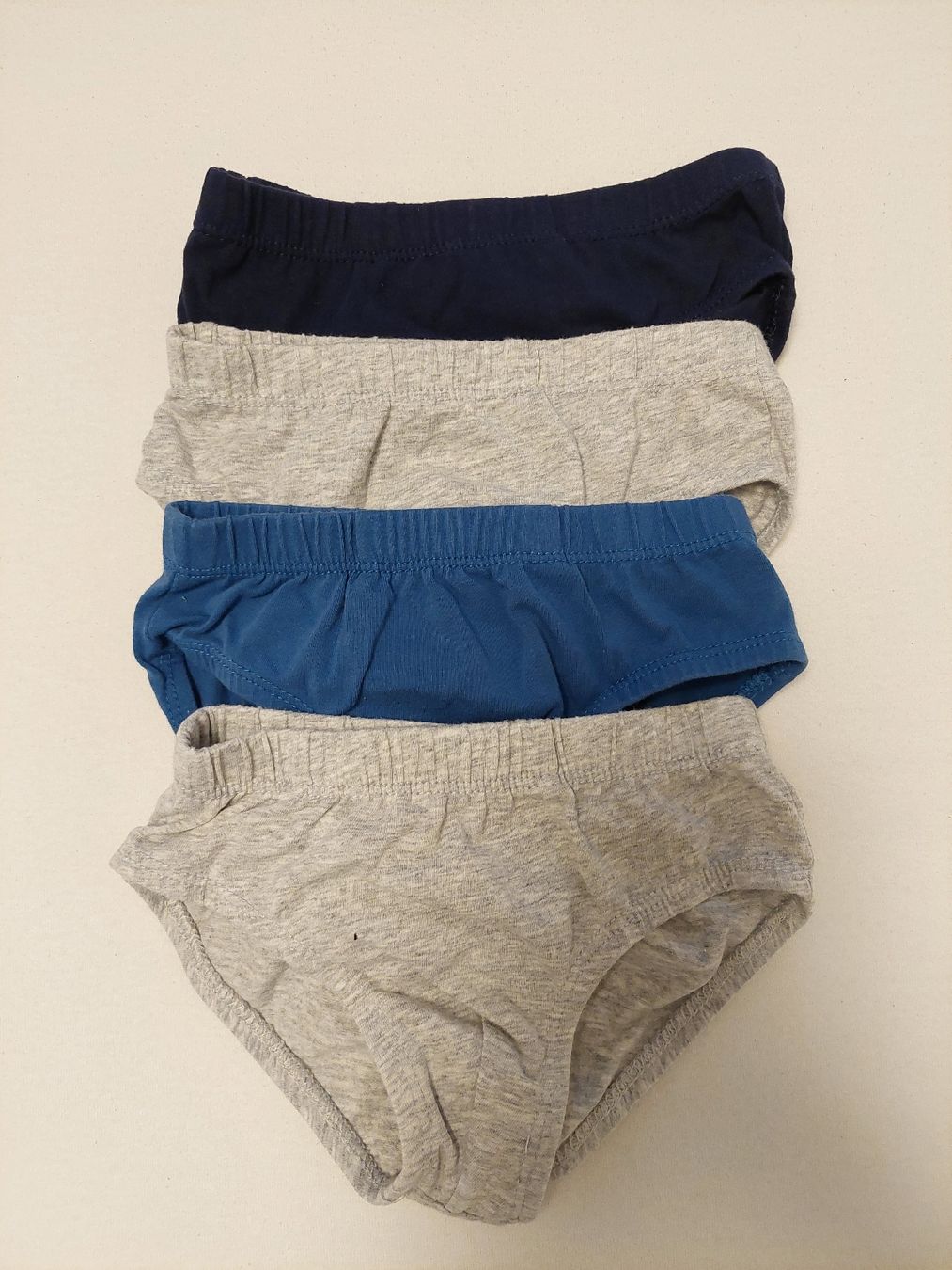 Migros Unterwäsche: 5x Unterhosen Jungs Gr. 98/104 – Gebraucht aus Rudolfingen von T.Mueller