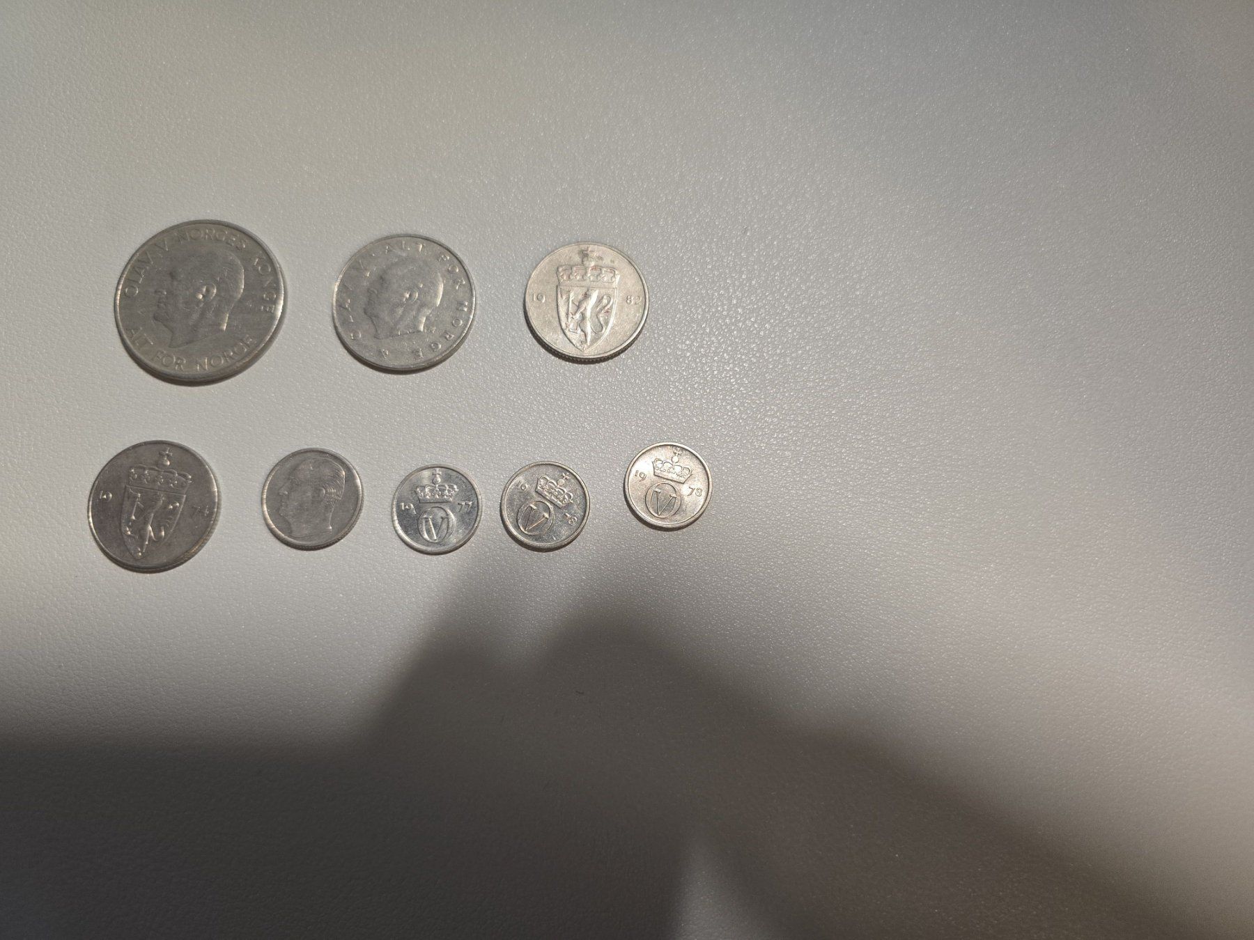 Tutti le monete: 8 Norwegische Münzen – Usato da Steinerberg venduto da Bcsbcs 1