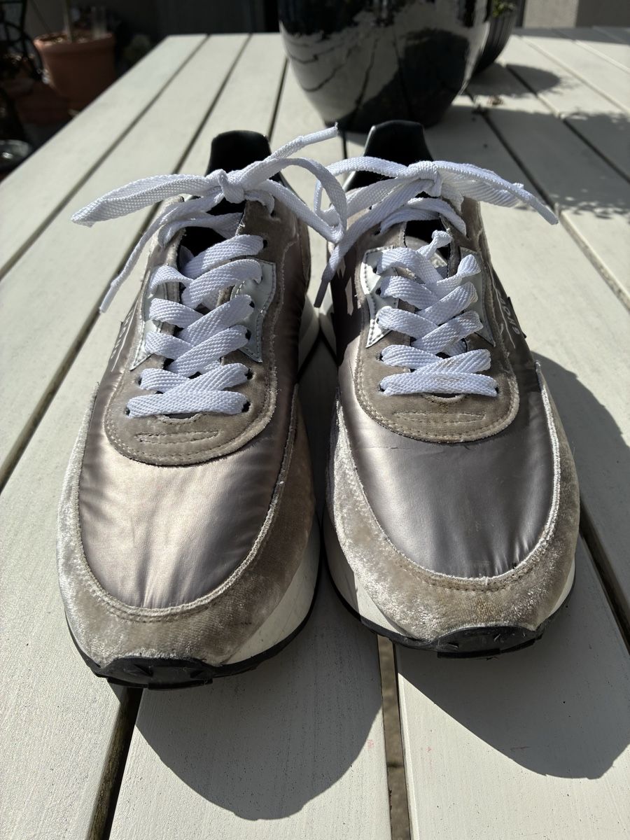 Scarpe da donna: Ghoud, Gr. 41 Sneaker, hoher NP – Usato da Romanshorn venduto da Pinocchio13 2