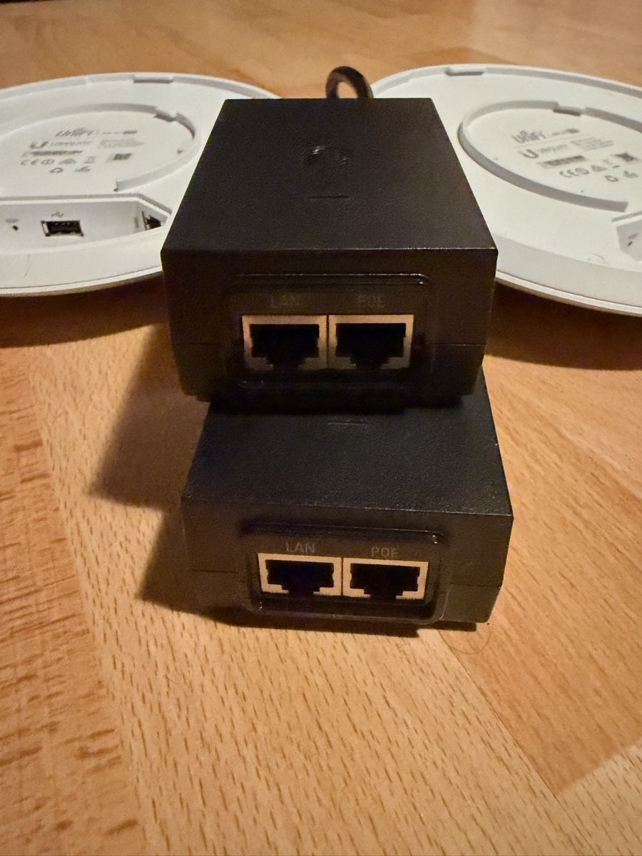 Ubiquiti Wlan: UniFi Ubiquiti AP AC Pro, 2x – Gebraucht aus sorens von Adr_z78t 7