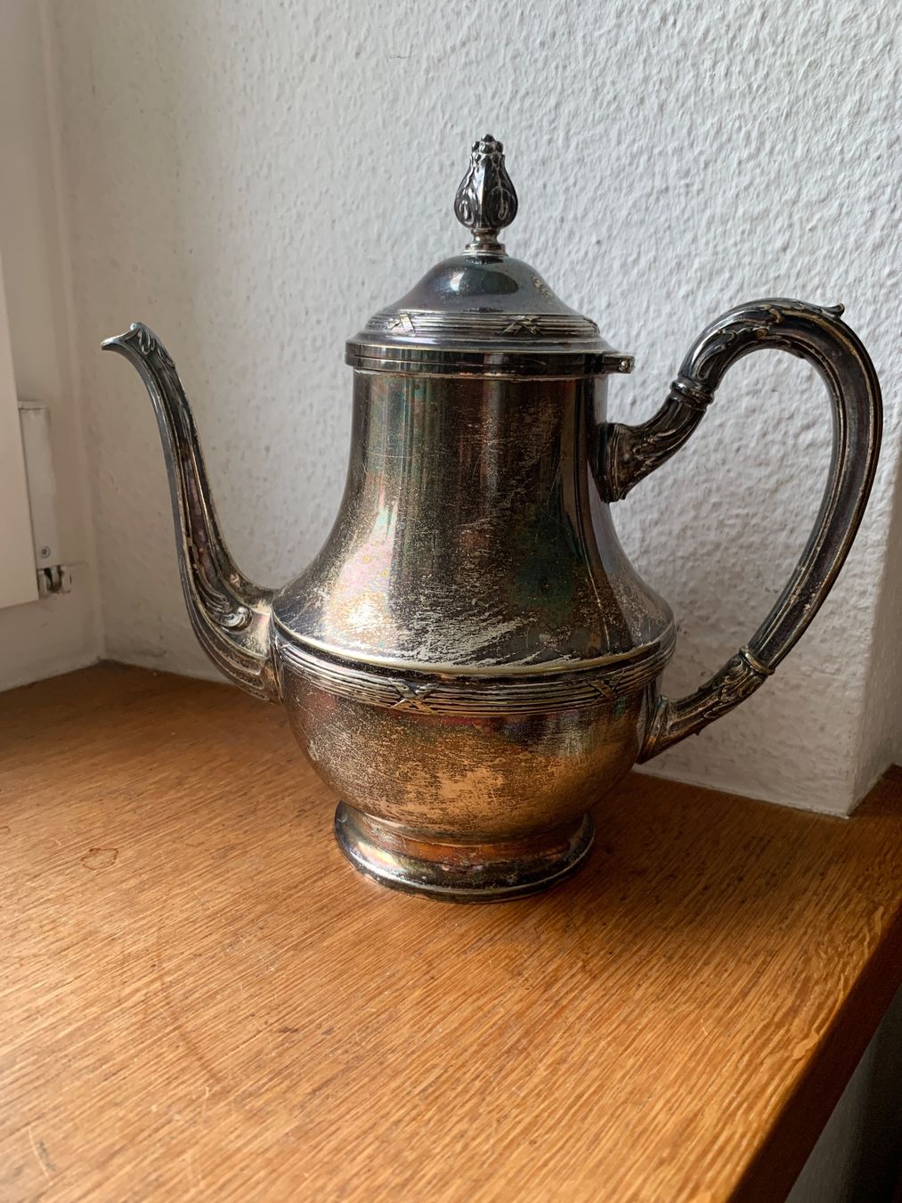 Teiere: Antike, versilberte Kaffeekanne Kreuzbandmuster – Usato da Richterswil venduto da Moii89