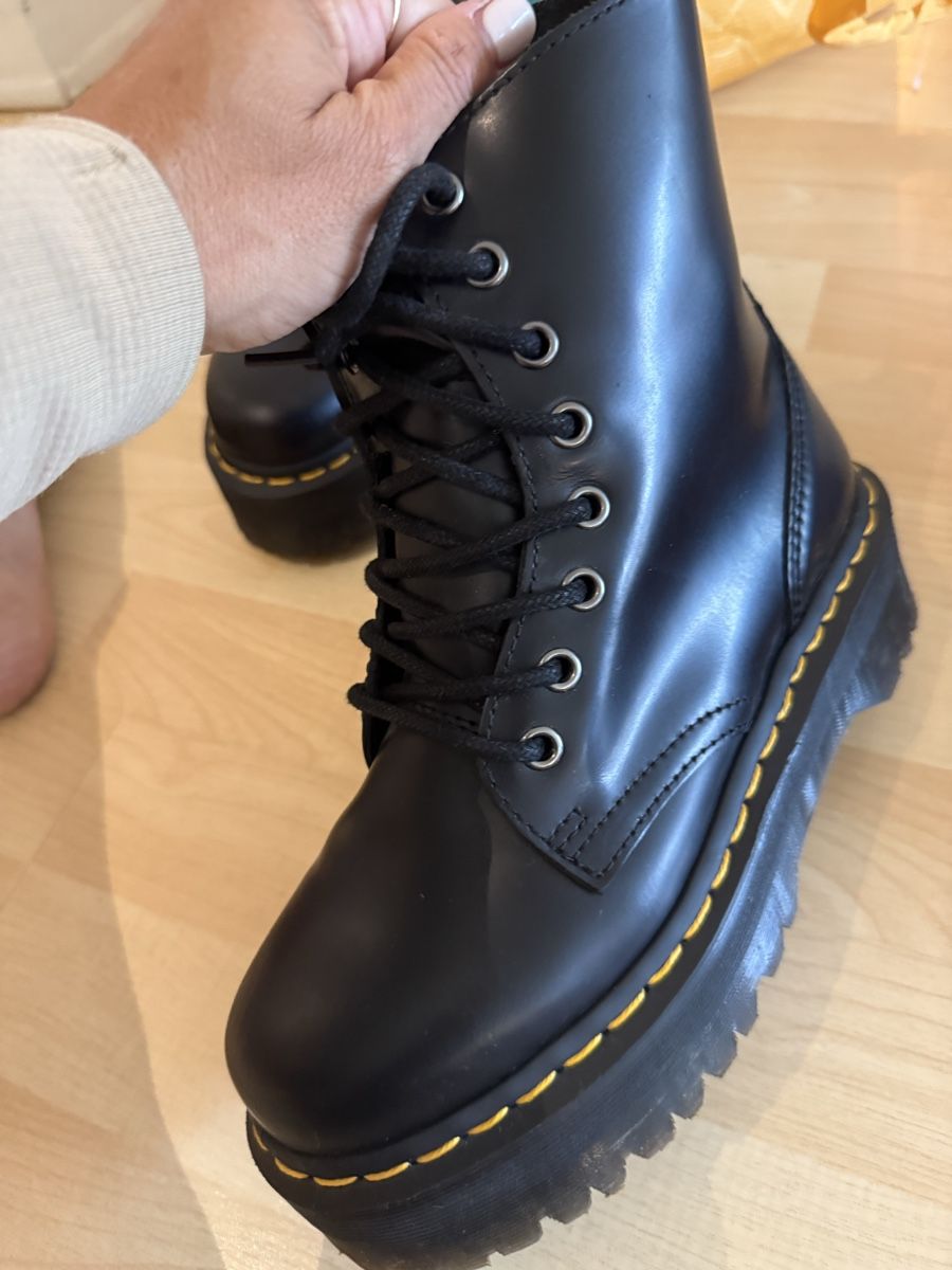 Damenschuhe: Dr Martens Plateau Schnürschuh – Neu (gemäss Beschreibung) aus Zermatt von Lisboa30 1