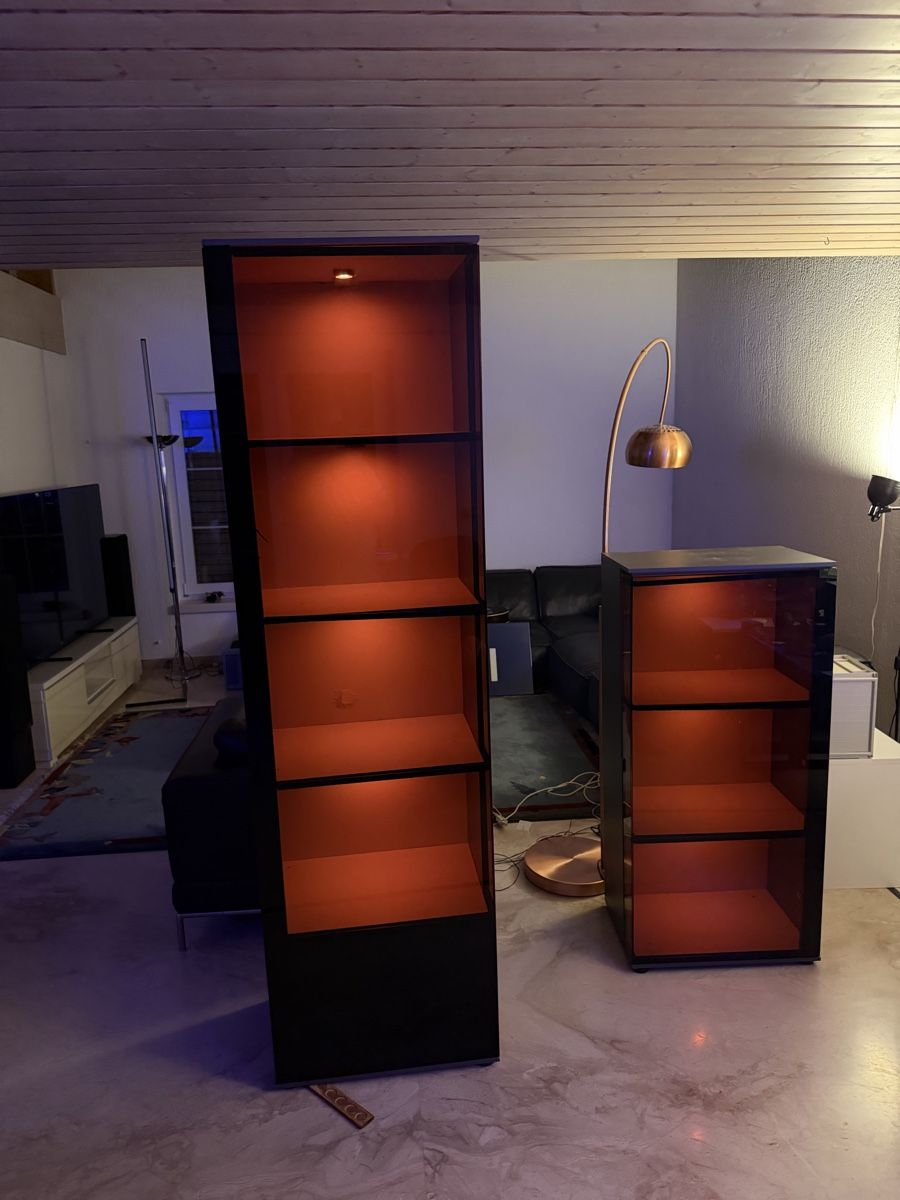 Vetrine: LED Schrank Vitrine 2 Teilig – Usato da Rupperswil venduto da pritz01