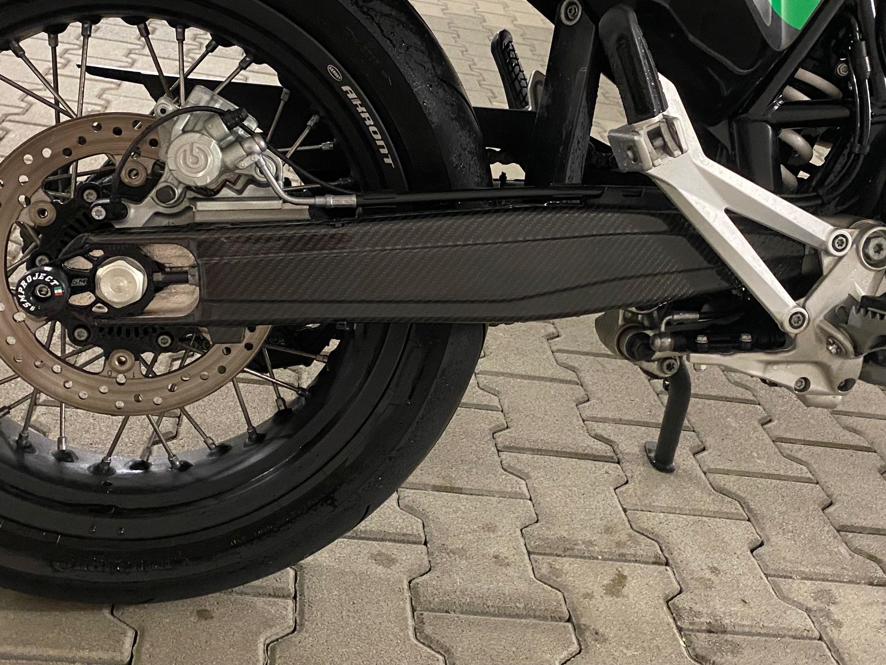 Husqvarna Strada: Husqvarna 701 Super Moto – Usato da Niederwil AG venduto da Debi_01 6