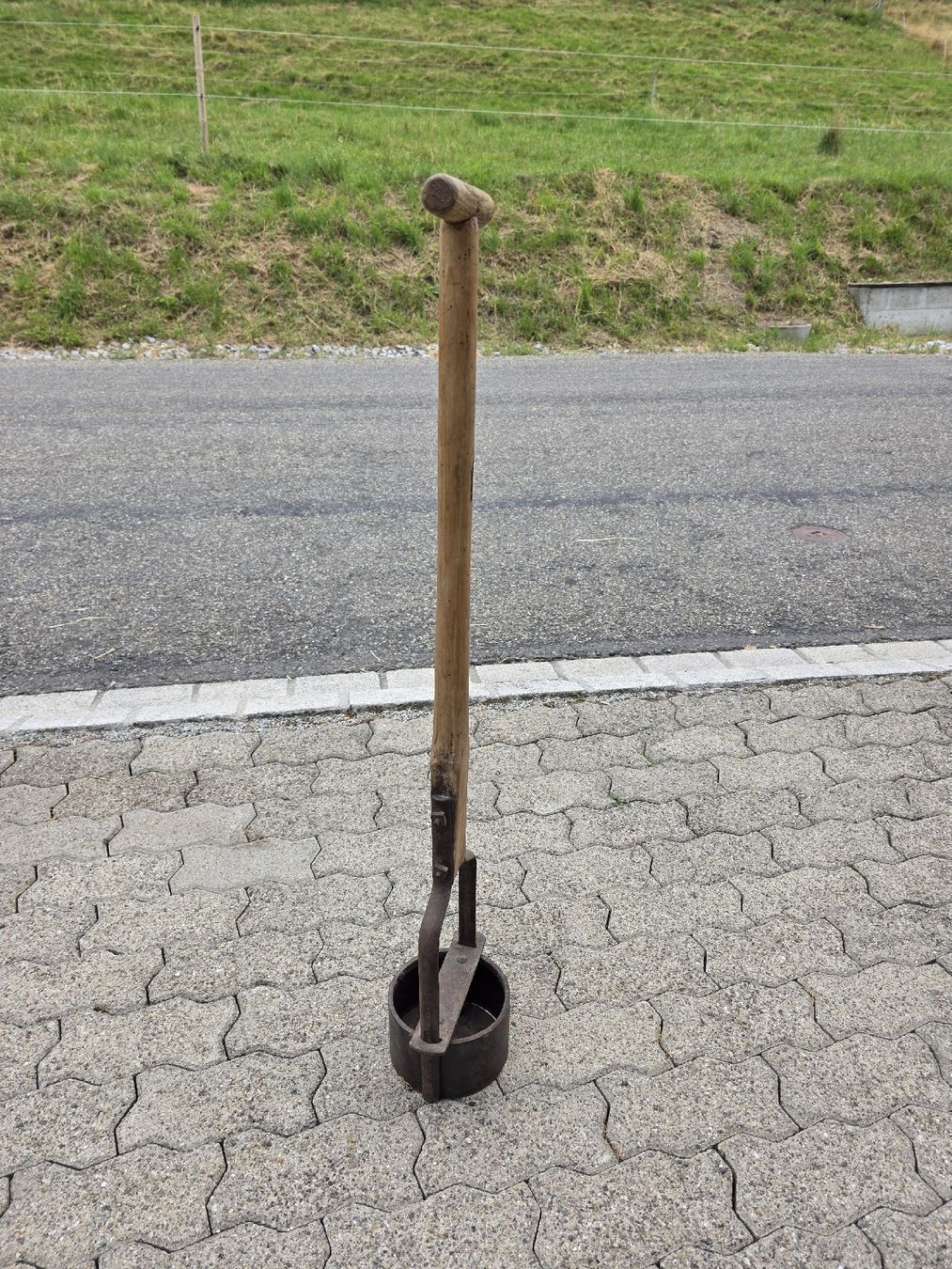 Tous les outils: Antiker Setzlingausstecher / Torfspaten – D'occasion à Uster par Cruleye 7