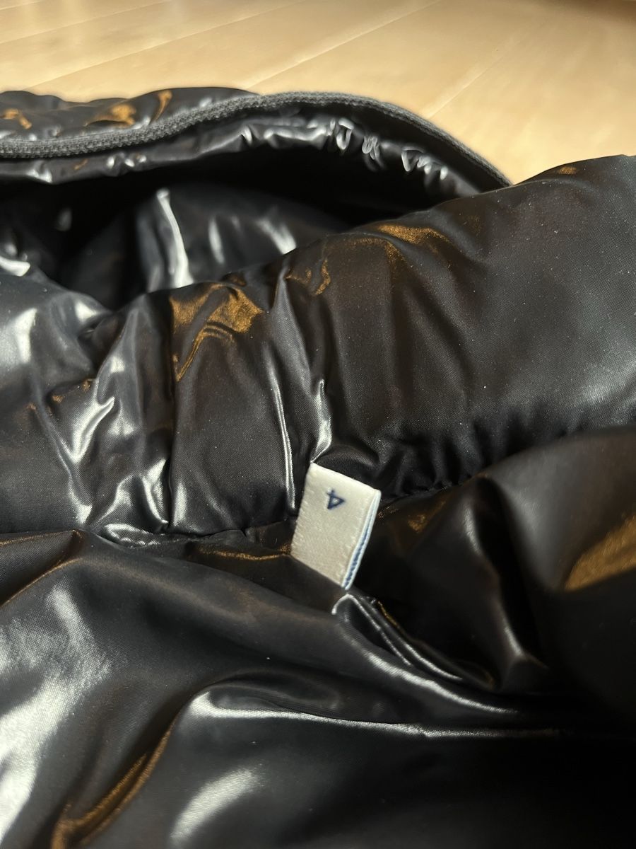 Moncler Giacche: Moncler Daunenjacke Schwarz Grösse 4 – Nuovo (secondo la descrizione) da Zürich venduto da ghome 6