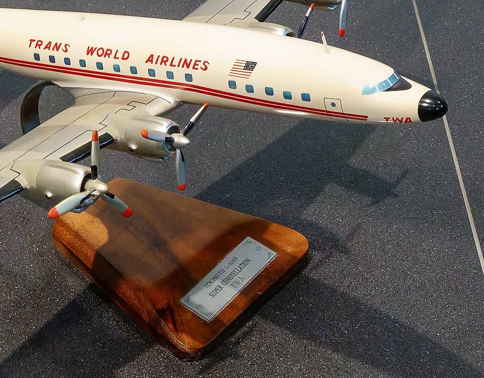 Lockheed Kit di modellismo & Modellini statici: Modèle Lockheed L-1049 TWA Super Constellation – Nuovo (secondo la descrizione) da Torny le Grand venduto da cla_w6np 3
