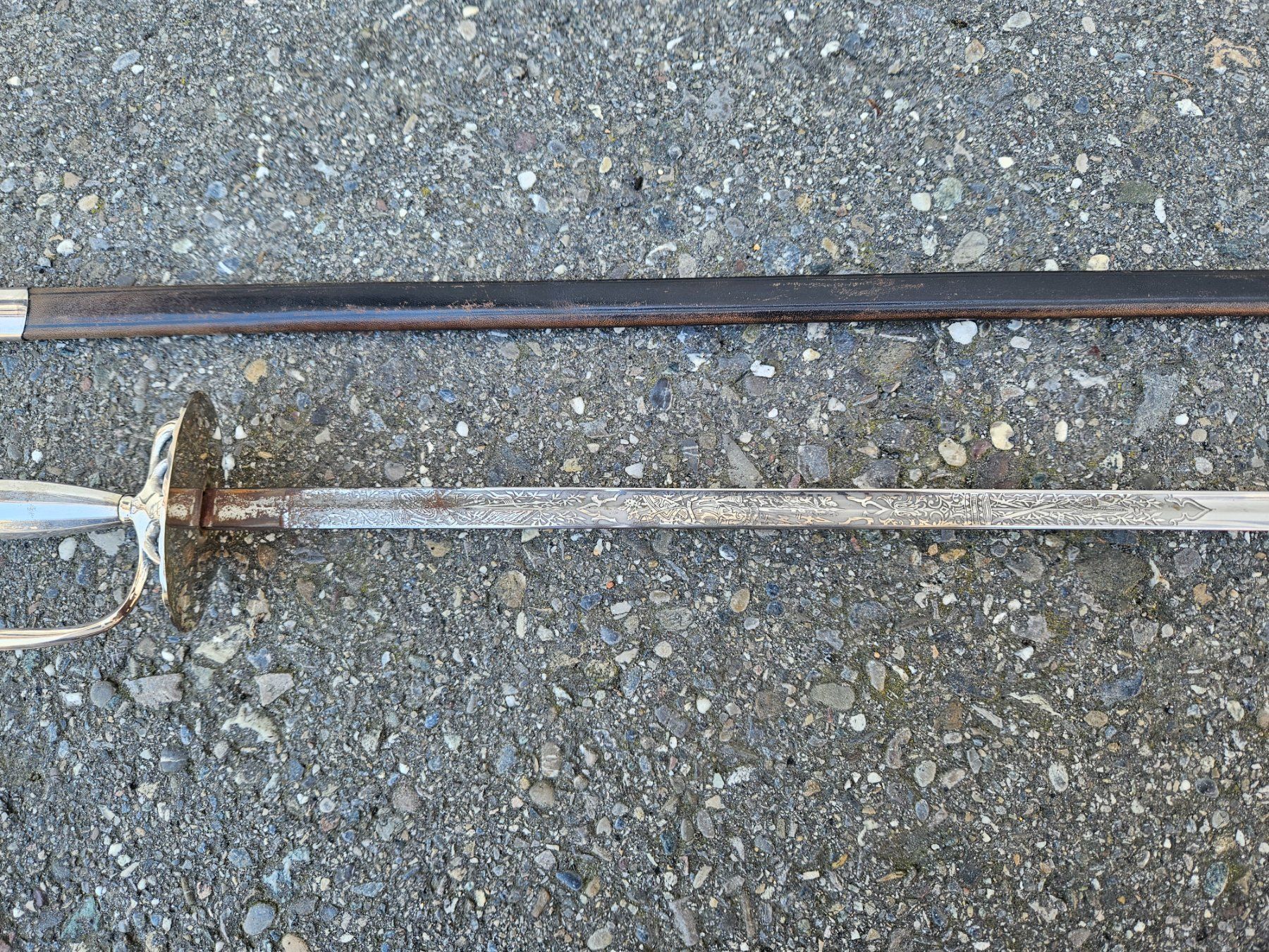 Armes blanches: Säbel – D'occasion à Schwellbrunn par Rosaroterpanter 5
