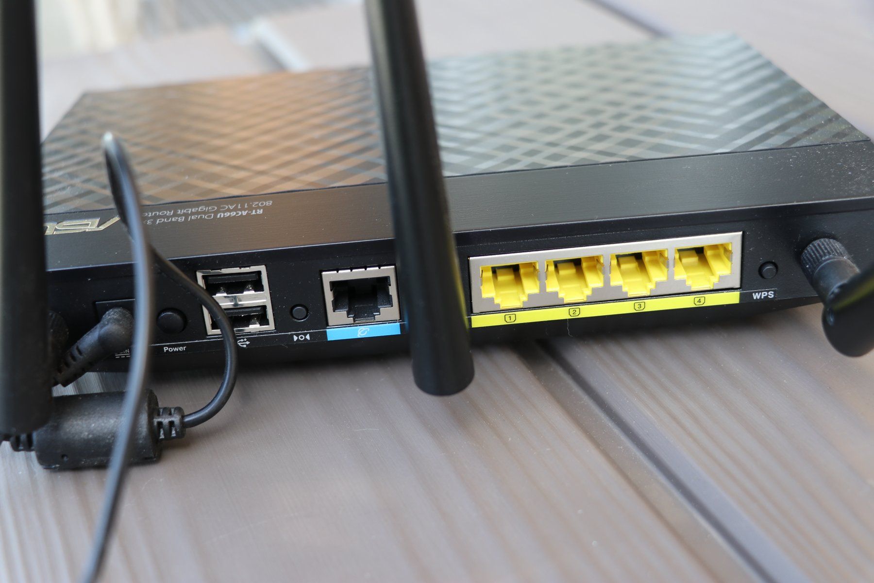 Asus Modem & Router: Wlan Router ASUS Mesh-System RT-AC66U – Usato da Lenggenwil venduto da Reto888 3