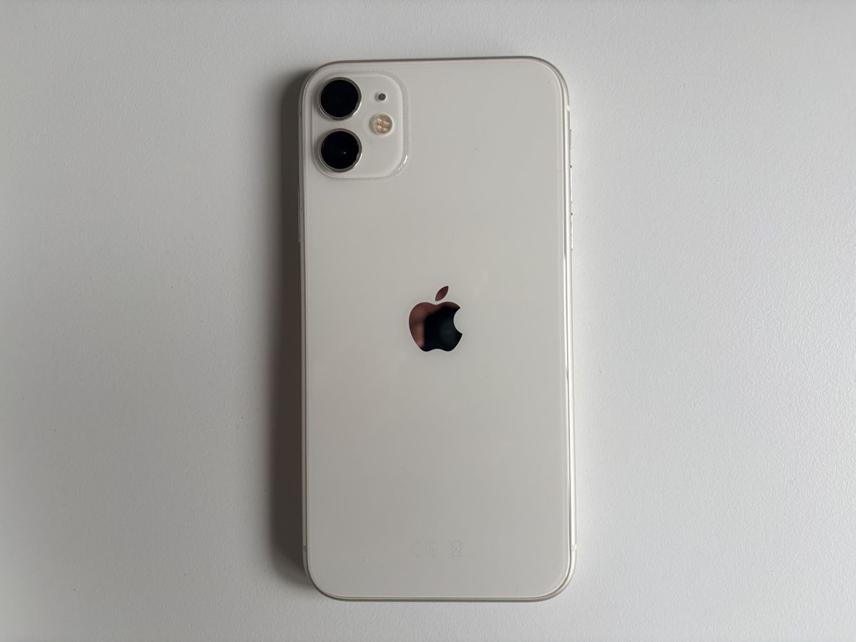 Apple Telefoni cellulari / Smartphones: Apple iPhone 11 weiss – Usato da Ried b. Kerzers venduto da role73 2