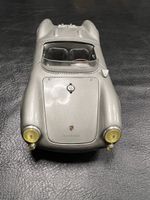 Porsche 550 Spyder 1/18 silber Modellauto