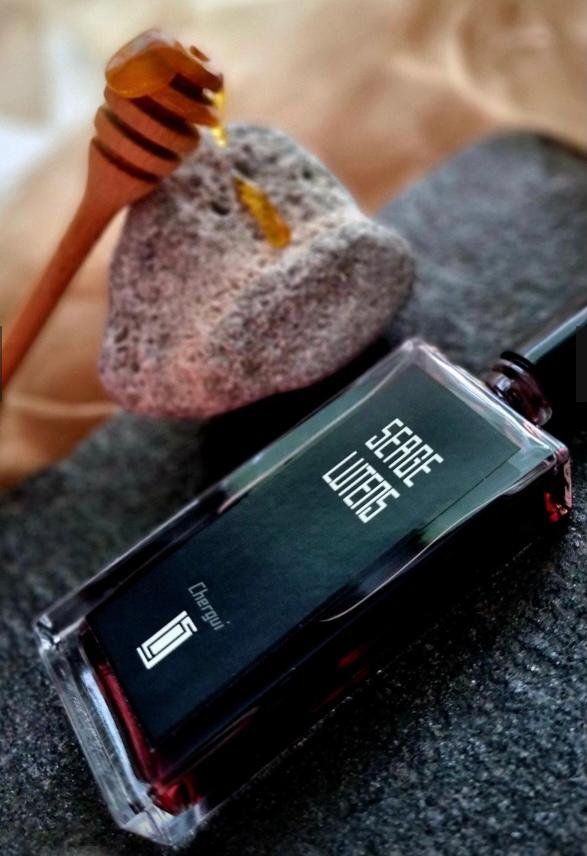 Serge Lutens Parfum & Eau de Toilette: Serge Lutens Chergui eau de parfum 12 ml sample – Neu (gemäss Beschreibung) aus Chêne-Bougeries von Seetooyoo 2