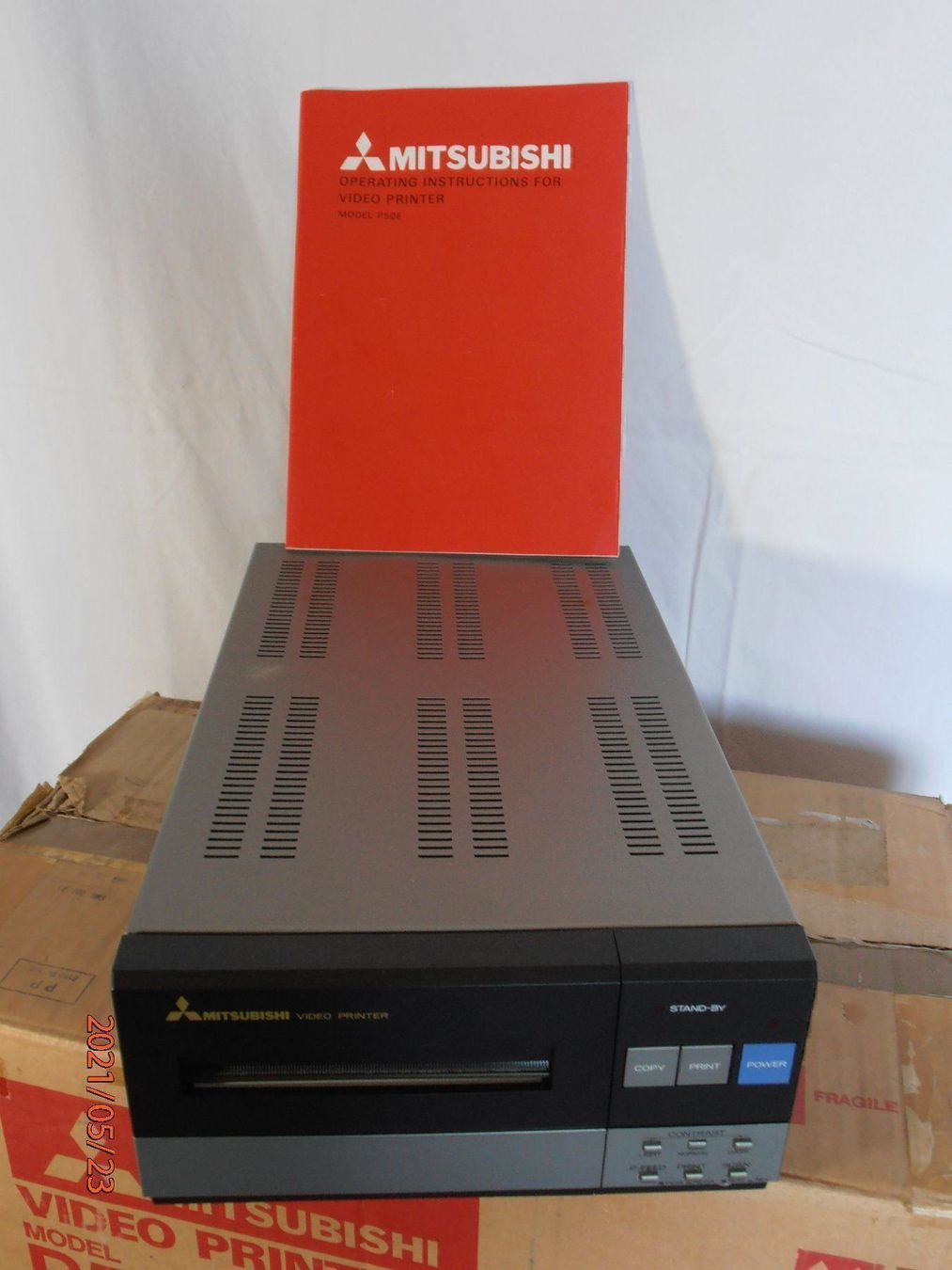 Mitsubishi Stampanti: Videoprinter mit Thermopapier Jahr: 1985 – Nuovo (secondo la descrizione) da Bischofszell venduto da Museumscafe 1