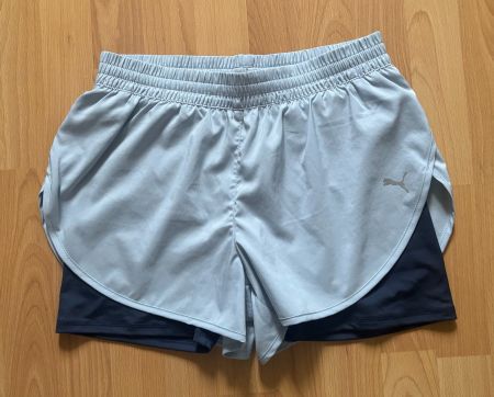 PUMA Laufshorts