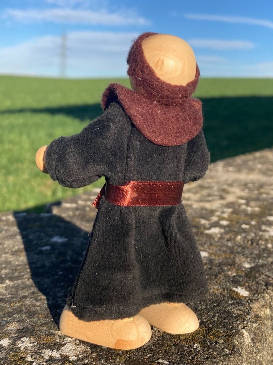 Bambole: KLEINE HANDPUPPE  MÖNCH  HOLZ / TEXTIL – Usato da Subingen venduto da ArtBead 2