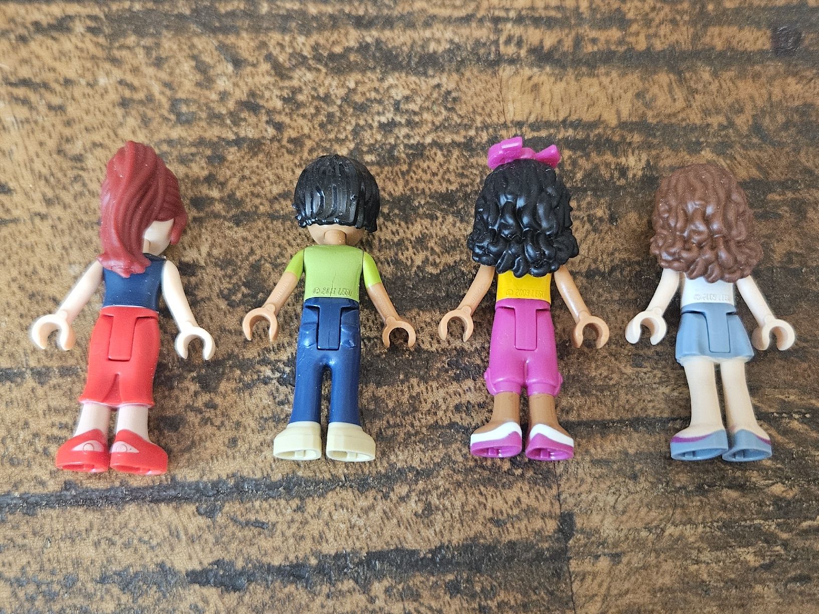 Lego Kit di costruzioni: lego friends lot de 4 figurines – Usato da Confignon venduto da Ecrofigs 1