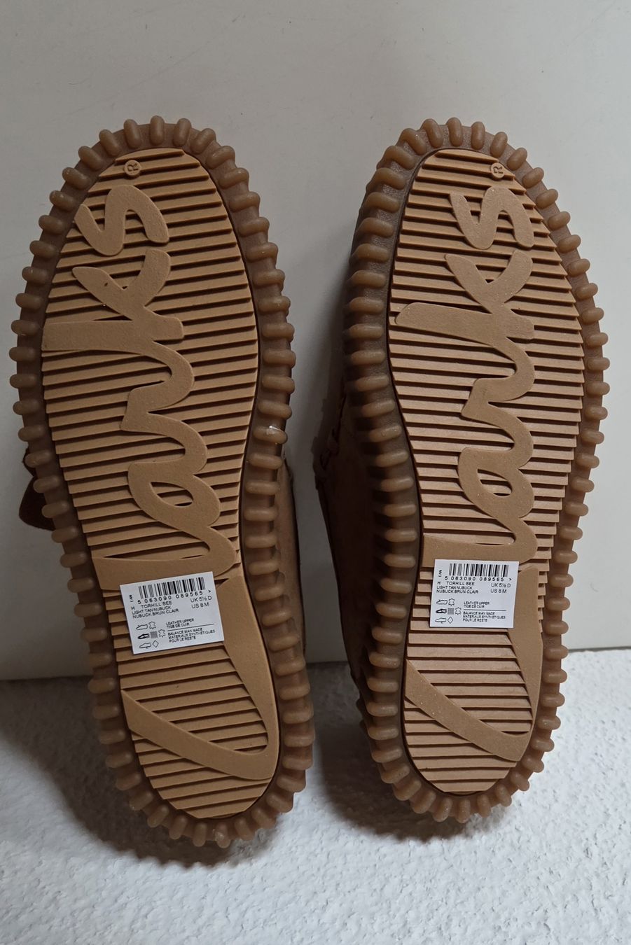 Clarks Scarpe da donna: Clarks Torhill Bee Gr. 39 – Nuovo (secondo la descrizione) da Balsthal venduto da Chribo 1