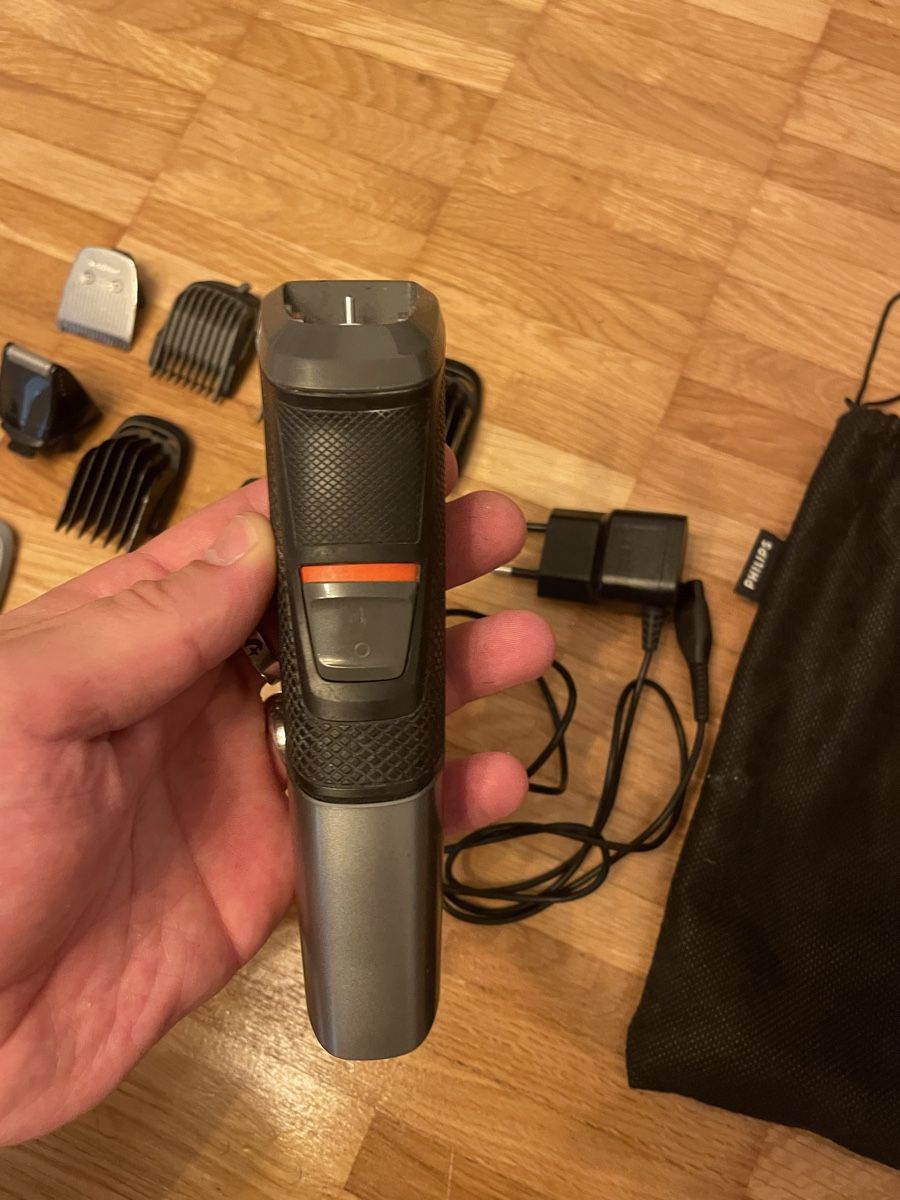 Philips Taglio: Philips MG5730 Multigroom Series 5000 11in1 Trimmer – Usato da Wädenswil venduto da dai_2bcv 1