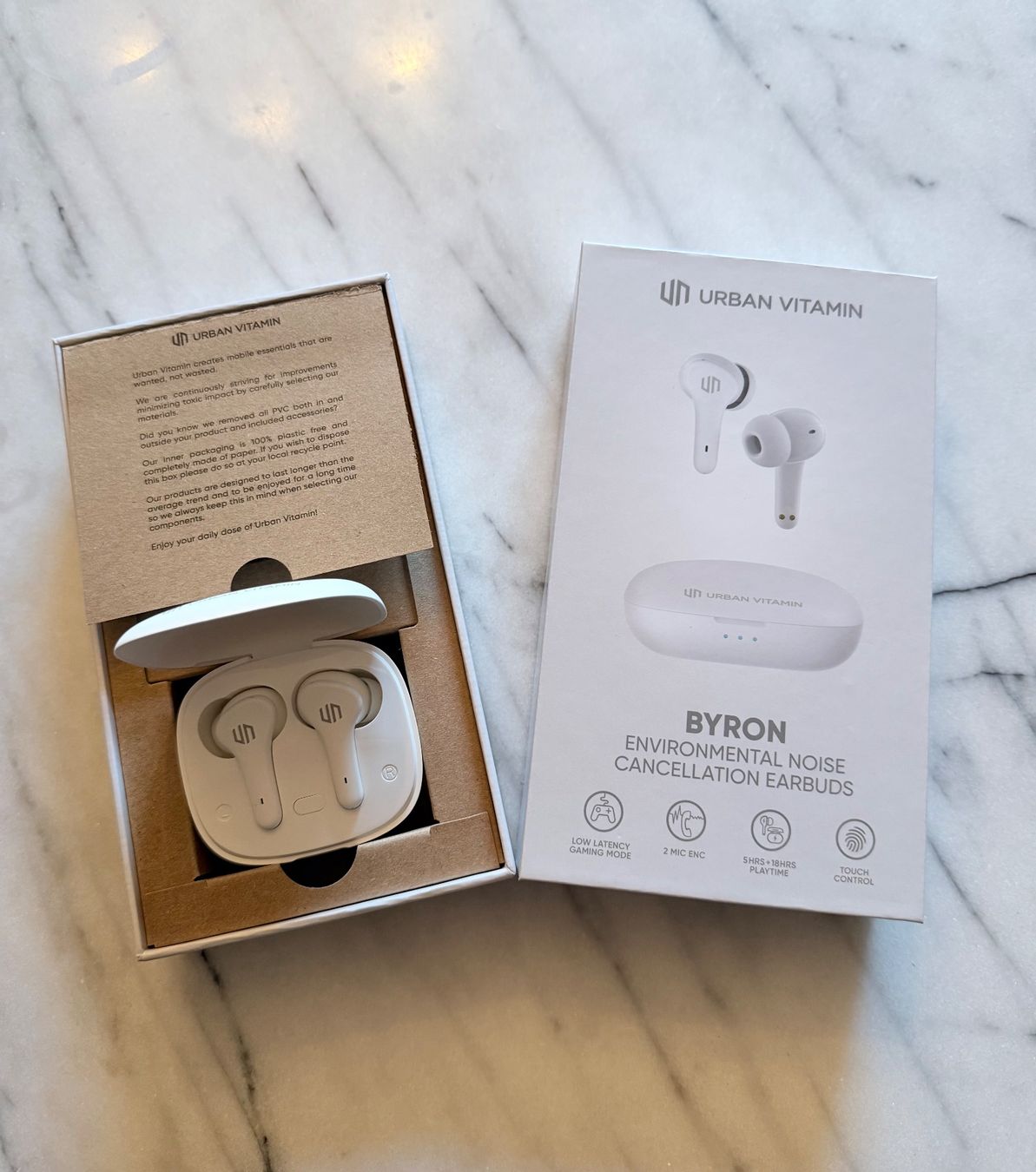 Urbanears Cuffie: Urban Vitamin Byron Wireless Earbuds. weiss – Nuovo e nell'imballaggio originale da Zürich venduto da Secretwish007