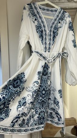 Robe imprimée neuve