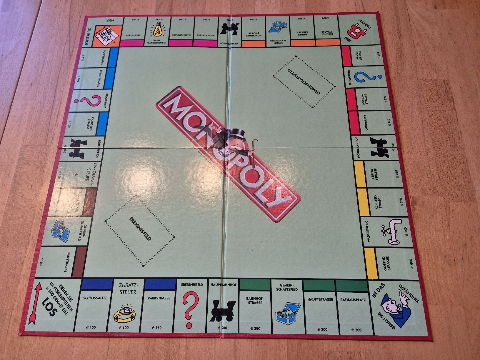 Parker Giochi: Monopoly - Das berühmte Gesellschaftsspiel  – Usato da Ettiswil venduto da beekeper13 3