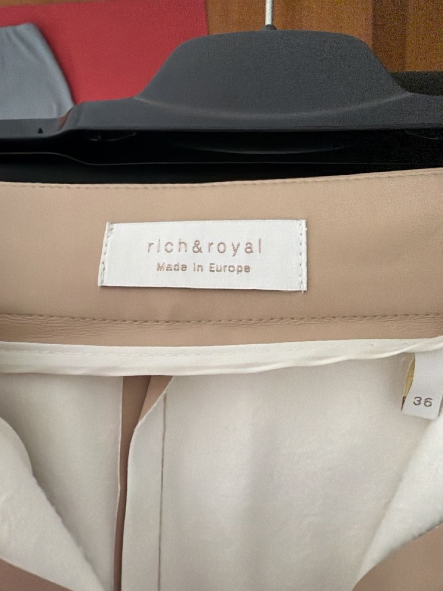 Rich & Royal Pantaloni: Bermuda rich&royal – Usato da Eschenbach LU venduto da RAFFAELE20 2
