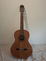 Almansa SEÑORITA 401 Guitare avec housse et cordes
