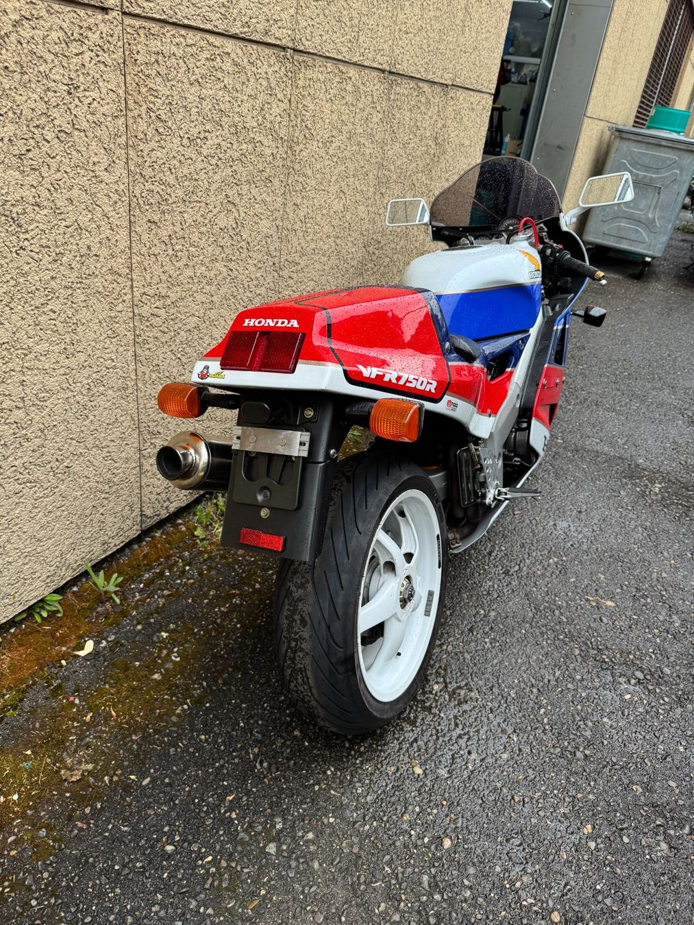 Honda Strada: HONDA VFR750R (RC30) – Usato da Winterthur venduto da hepebi 3