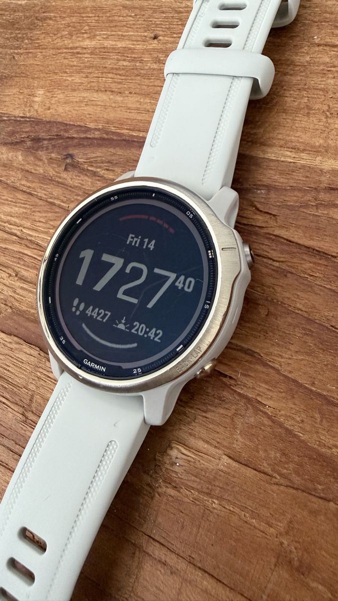 Garmin Smartwatch: Garmin Fenix 6S Pro Solar – Gebraucht aus Dübendorf von famose 4