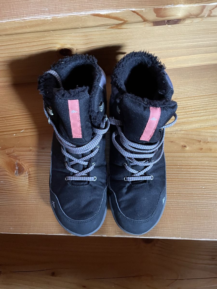 Decathlon Scarpe da donna: Bottes hiver Quechua – Usato da Martigny-Croix venduto da lem7 3