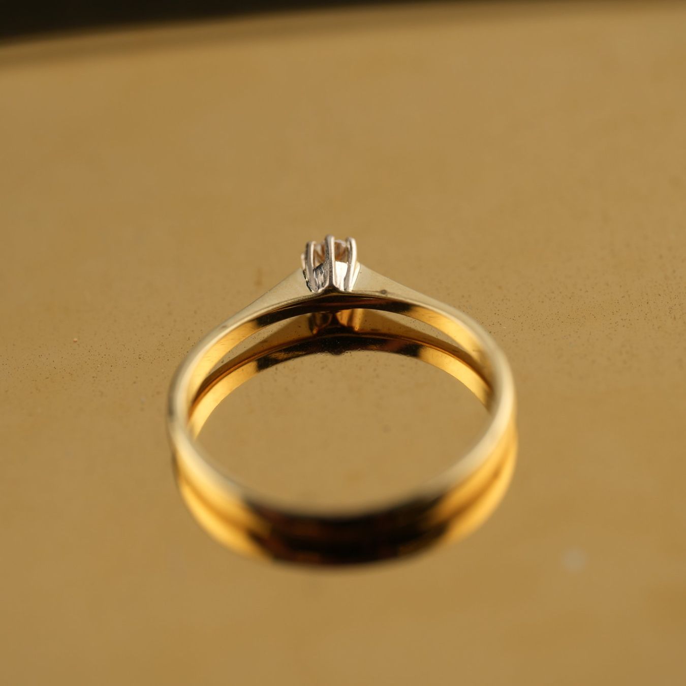 Anelli: Solitärring 18K mit Diamant – Usato da Basel venduto da Vip24 3