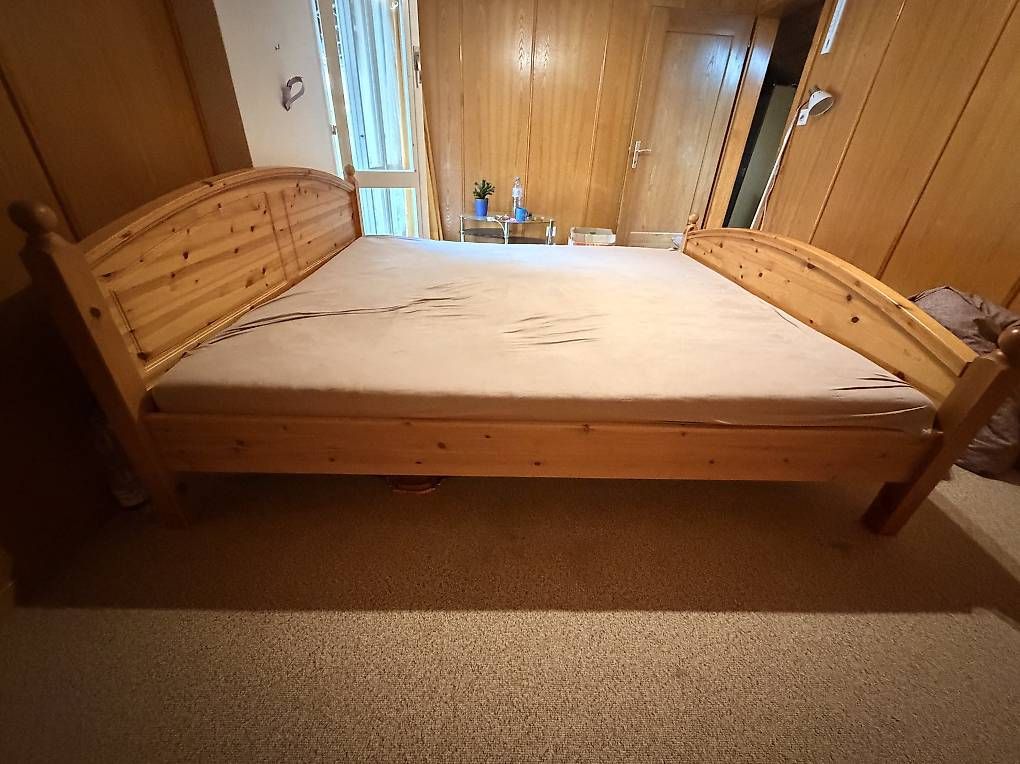 Letti: Holzbett mit Matraze – Usato da Gwatt (Thun) venduto da Glahad 1
