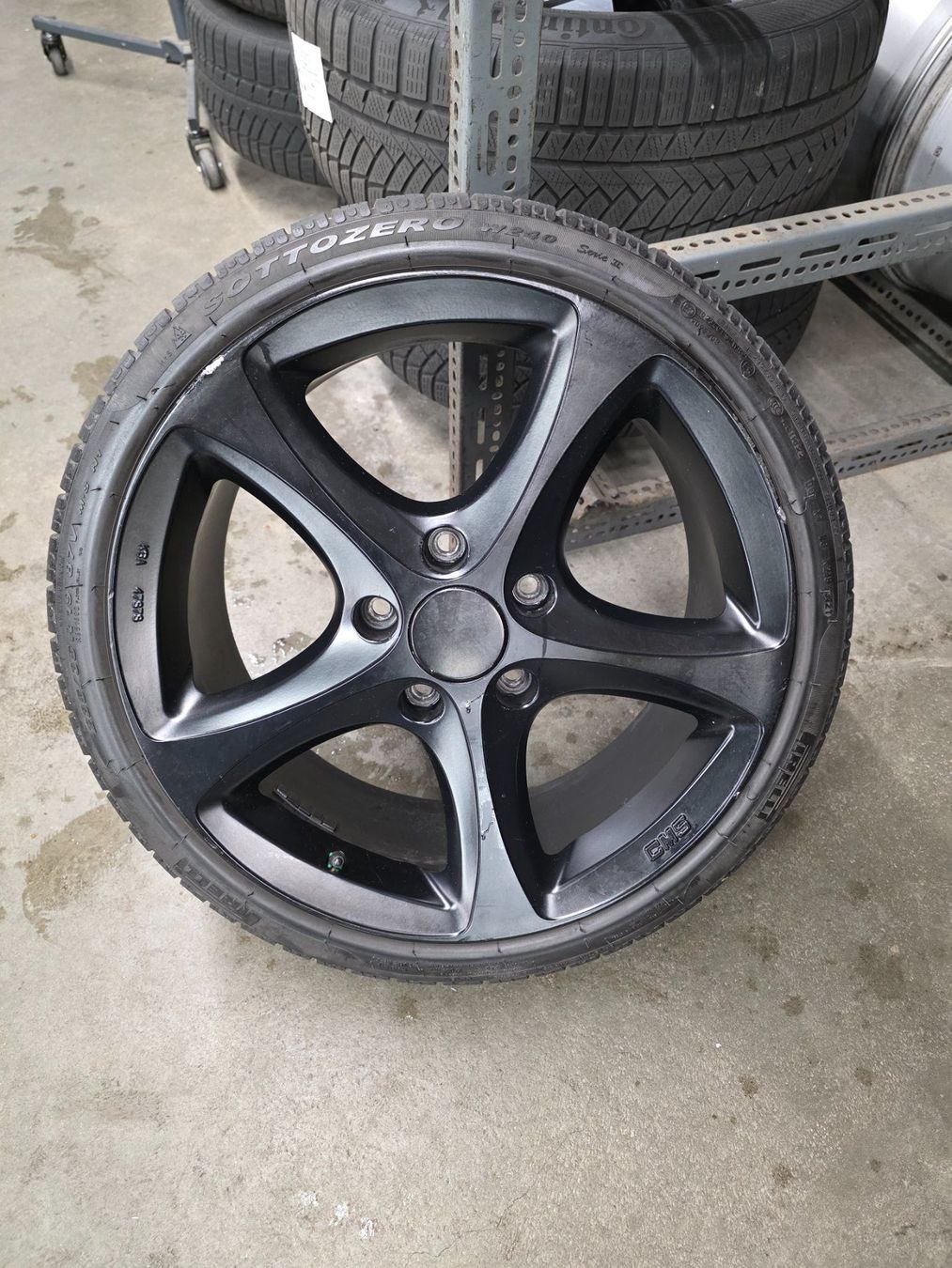 Porsche Pneumatici & Ruote complete: Porsche 911 Winterradsatz – Usato da Gähwil venduto da schmidgarage9534