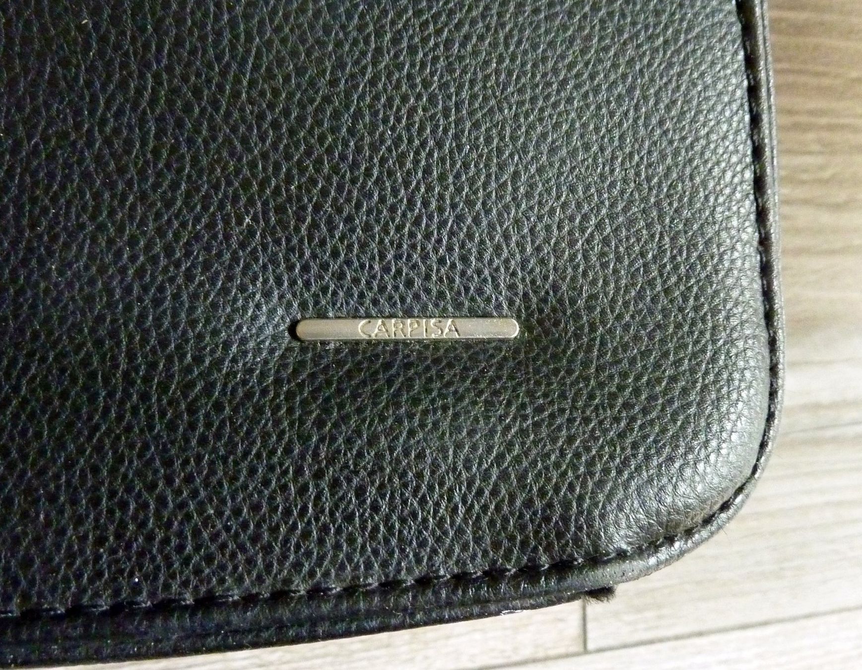 Borse: Attache Carpisa 40x32 cm – Usato da Bern venduto da Dedonegro 1