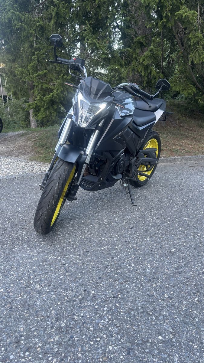 Strada: Motron Nomad 125 – Usato da Flims Waldhaus venduto da csc_7hy7 2