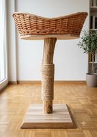 Katzenbaum  Kratzstamm mit Liegebett