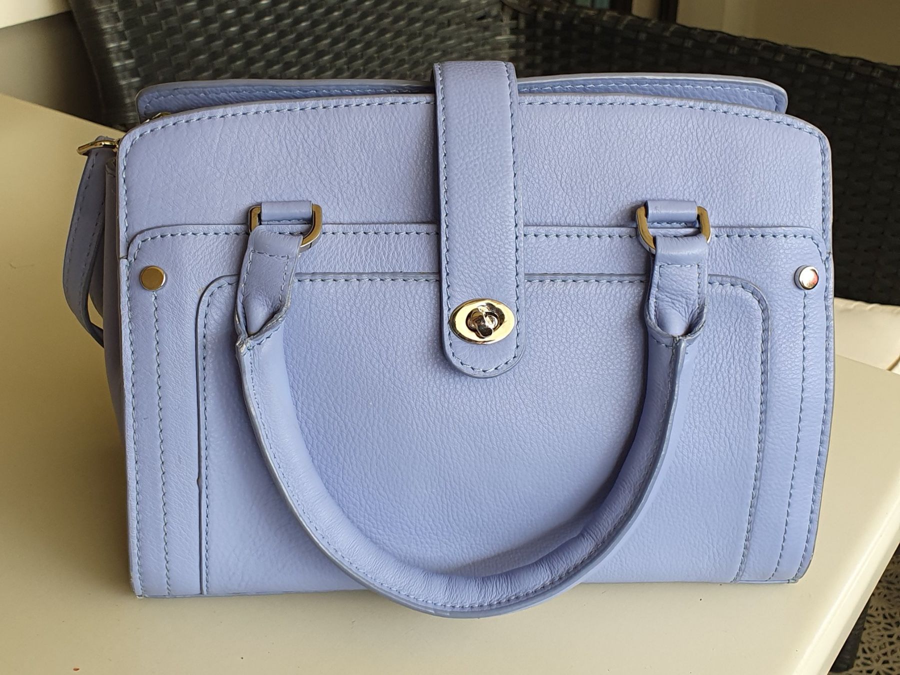 Taschen für Damen: Neue echt Leder-Handtasche hell-violett, nie gebraucht – Neu (gemäss Beschreibung) aus Zürich von sunflower89 1