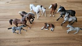 10 Schleichpferde