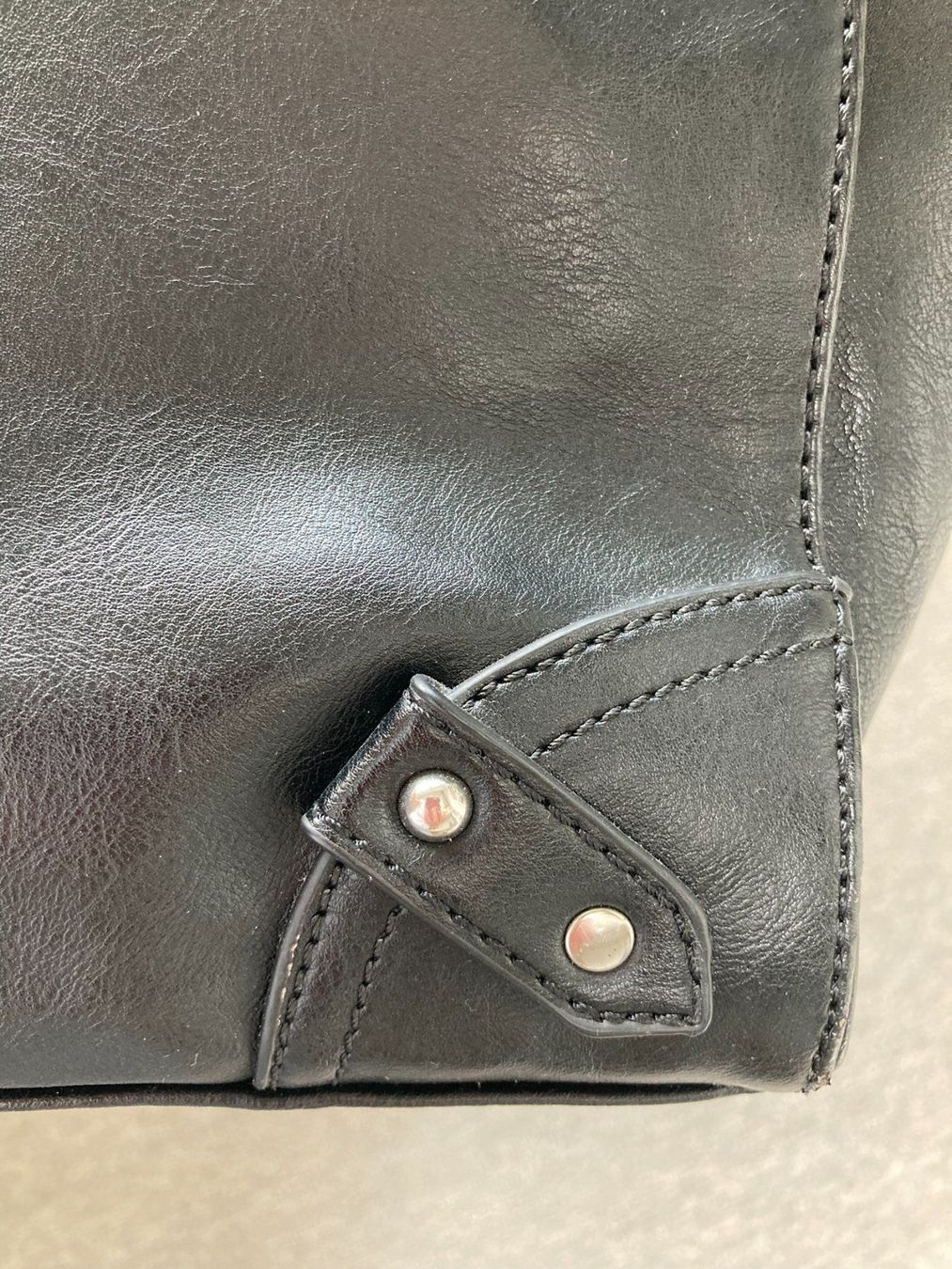Sacs femmes: Handtasche schwarz – D'occasion à Matzingen par carola71 2