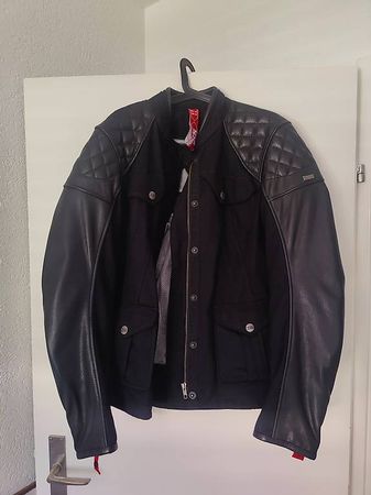 Neue Motorradjacke Grösse 44