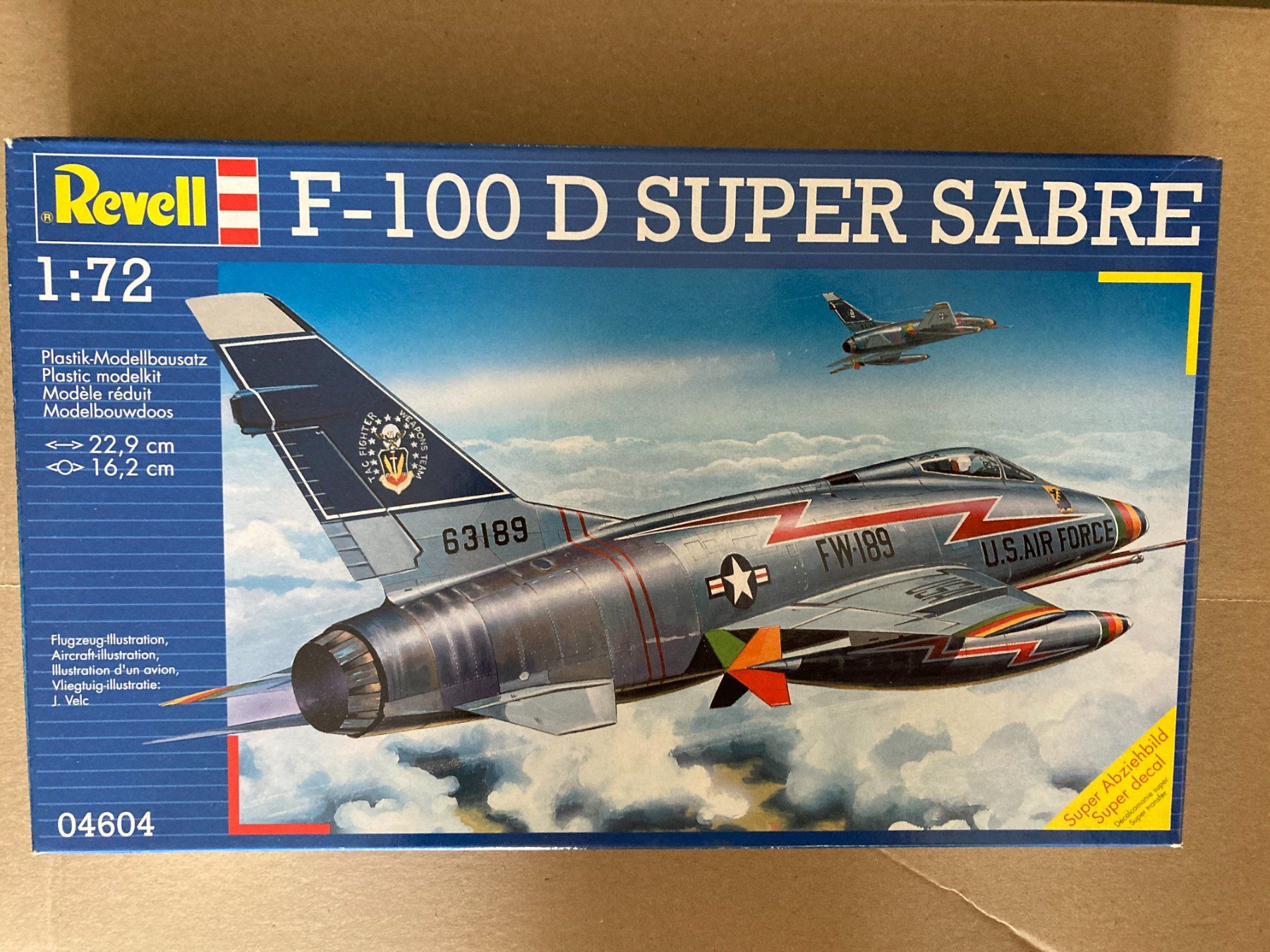 Revell Modellbausätze & Standmodelle: Flugzeug Plastikbausatz – Neu (gemäss Beschreibung) aus Frauenfeld von oli_hy8j