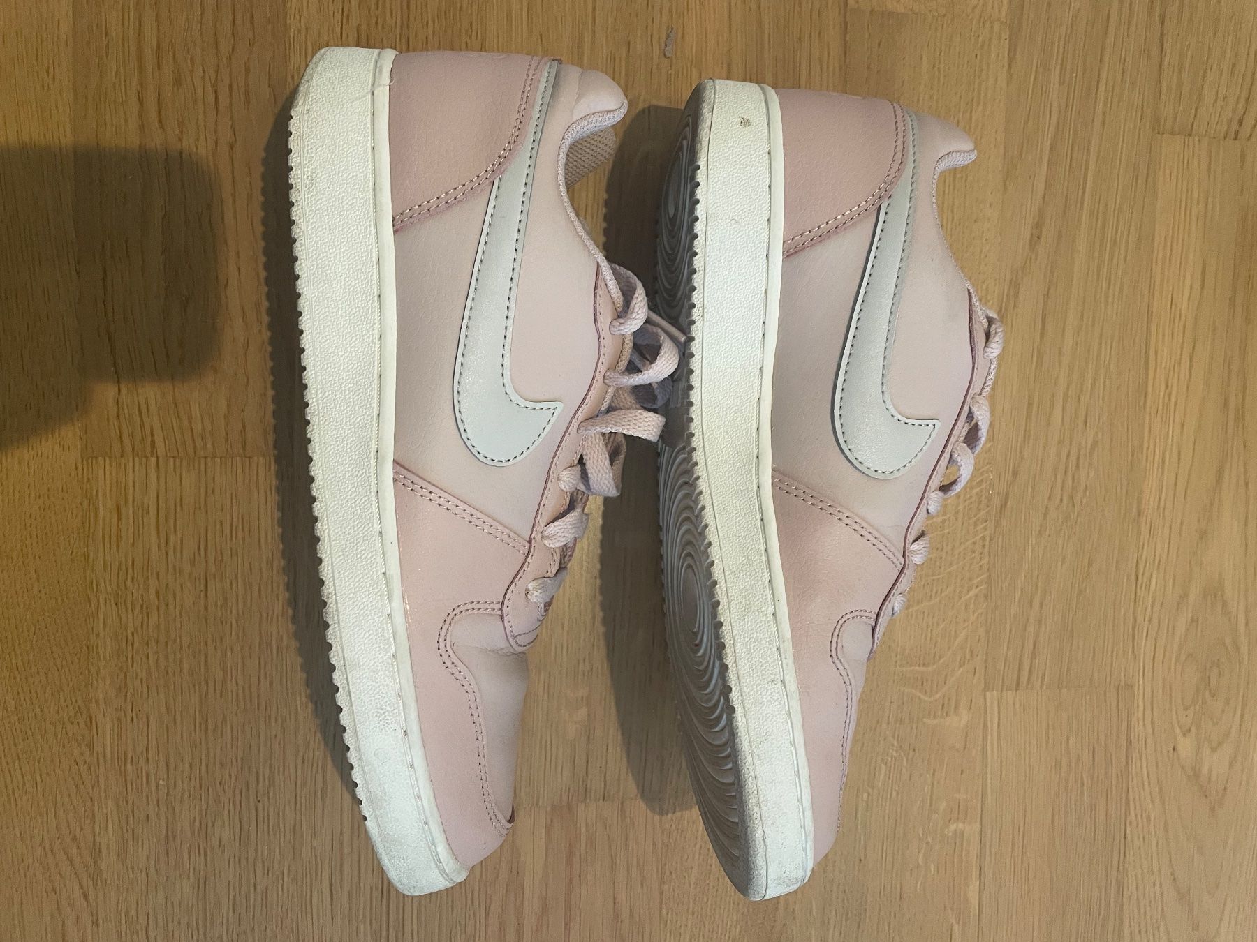Scarpe da donna: Nike – Usato da Luzern venduto da ___saz_ 2