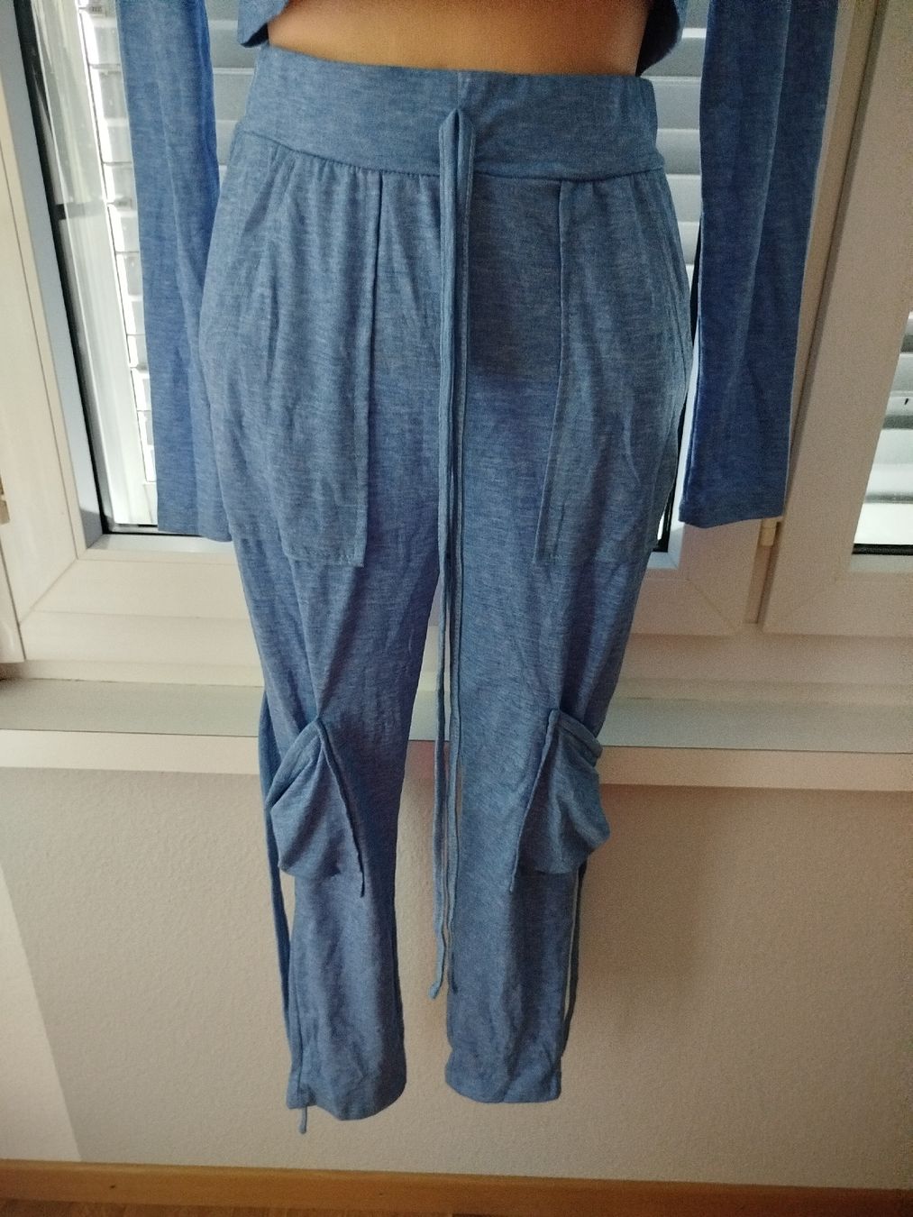 Completi & Tailleur: Set aus Bluse und Hose, Größe S – Nuovo (secondo la descrizione) da Wauwil venduto da Sanczeza 2
