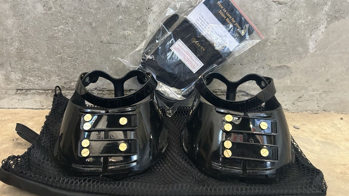 Bottes de soin: ScootBoots Regular Grösse 9 – D'occasion à Binningen par chi_n7g2