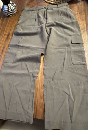 H&M khaki hose gr.46 - neu