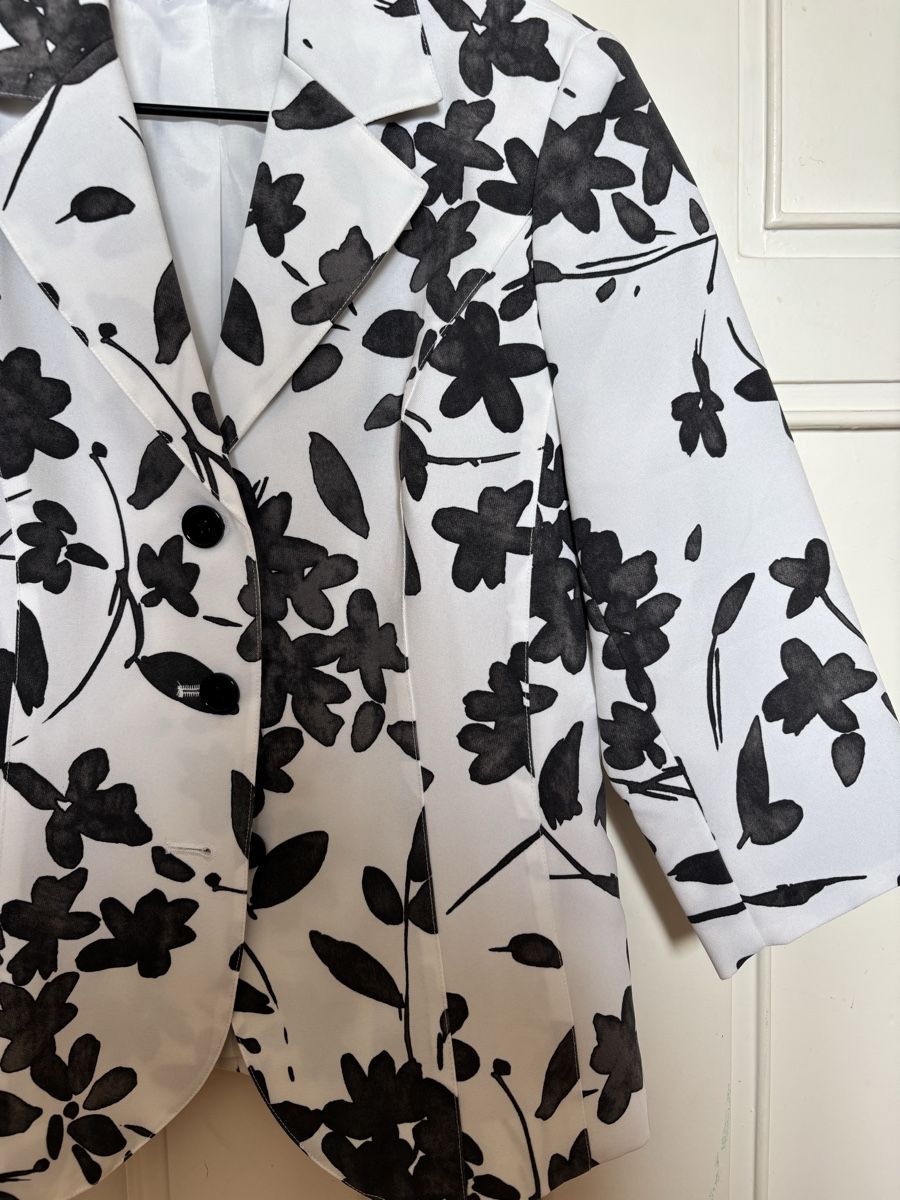 Jacken: Blazer vintage à fleurs – Gebraucht aus Lausanne von shabnam.t 1