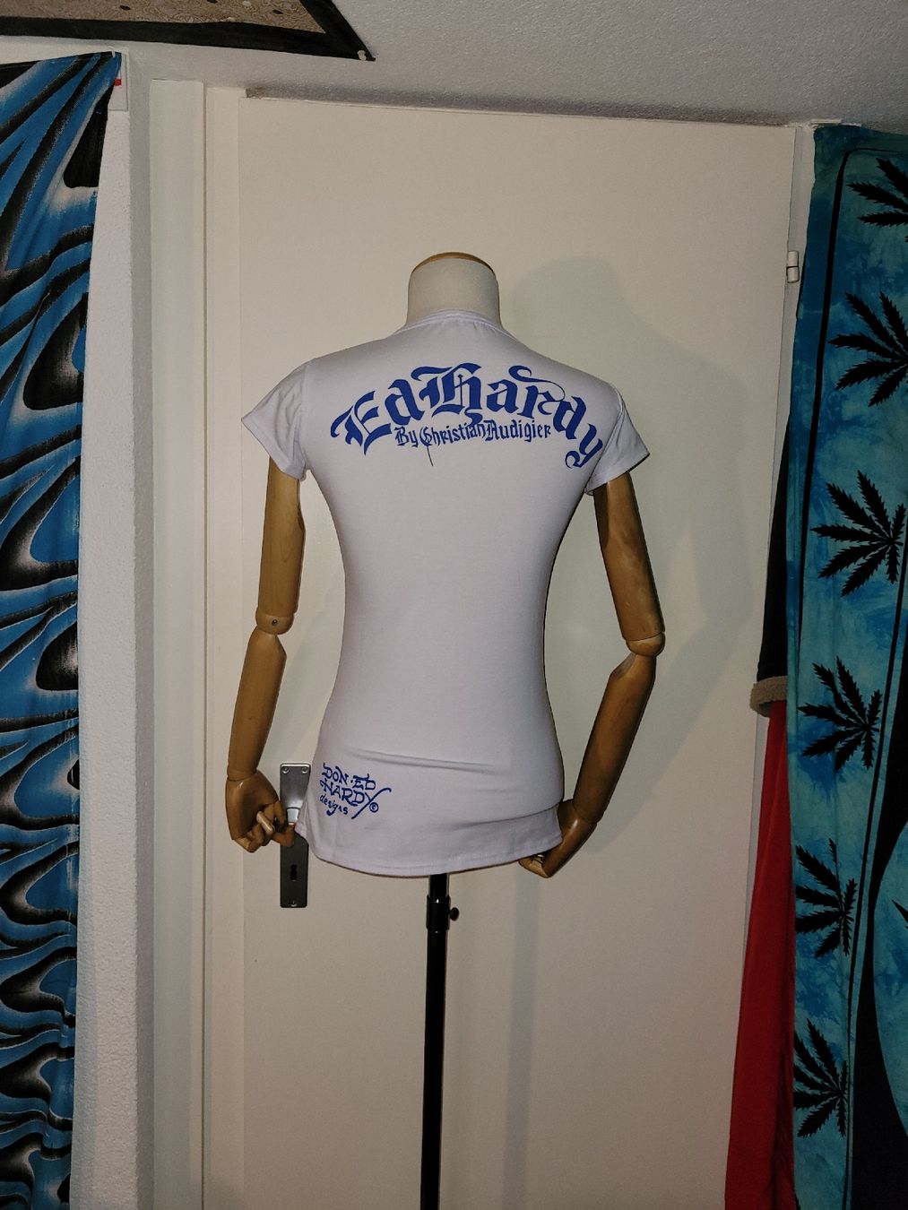 Ed Hardy T-shirt: Ed Hardy T-Shirt Gr S – Usato da Solothurn venduto da tingel_t 2
