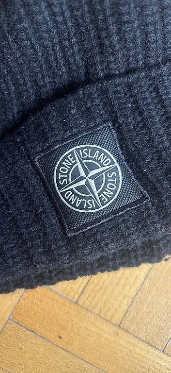 Copricapi, berretti & cappellini: Stone Island Mütze – Usato da Küsnacht ZH venduto da dan_vhd9 2