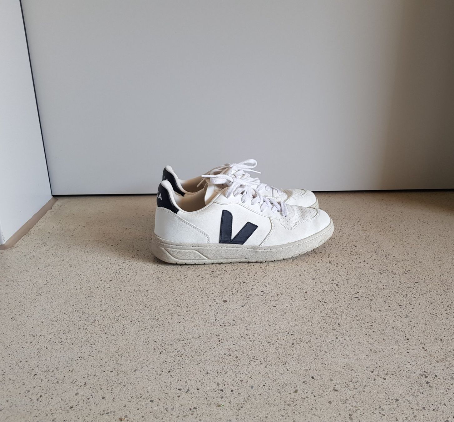 Veja Scarpe da donna: Veja Damen Sneaker Grösse 39 – Usato da Basel venduto da fafa68